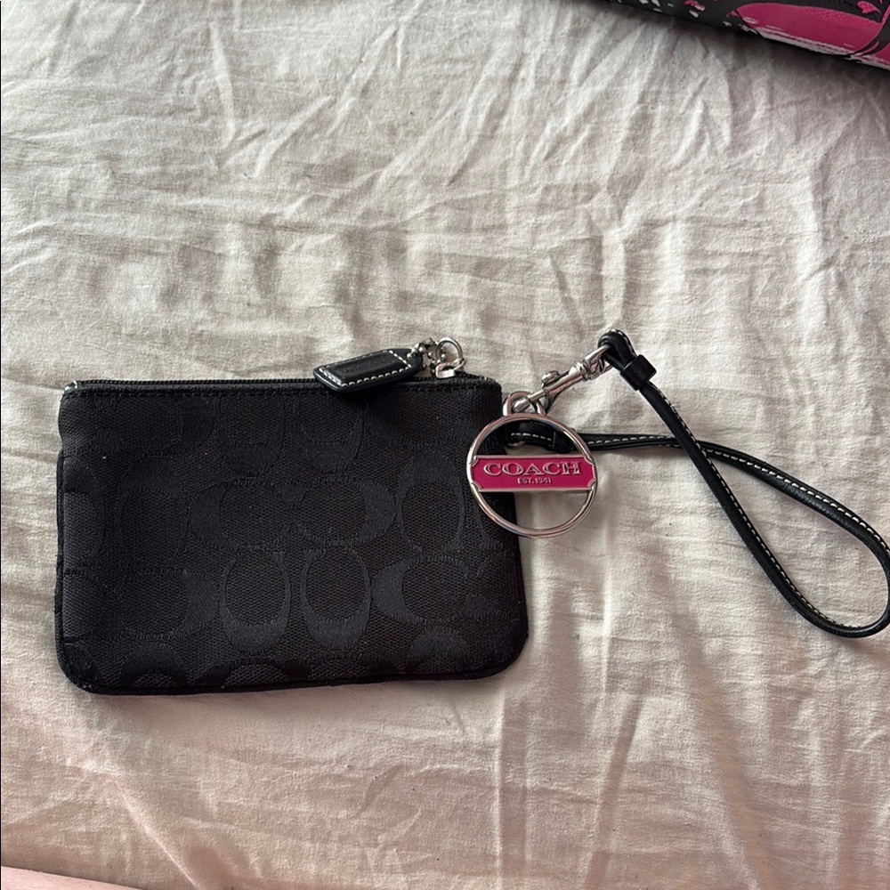 Coach Signature Black Wristlet